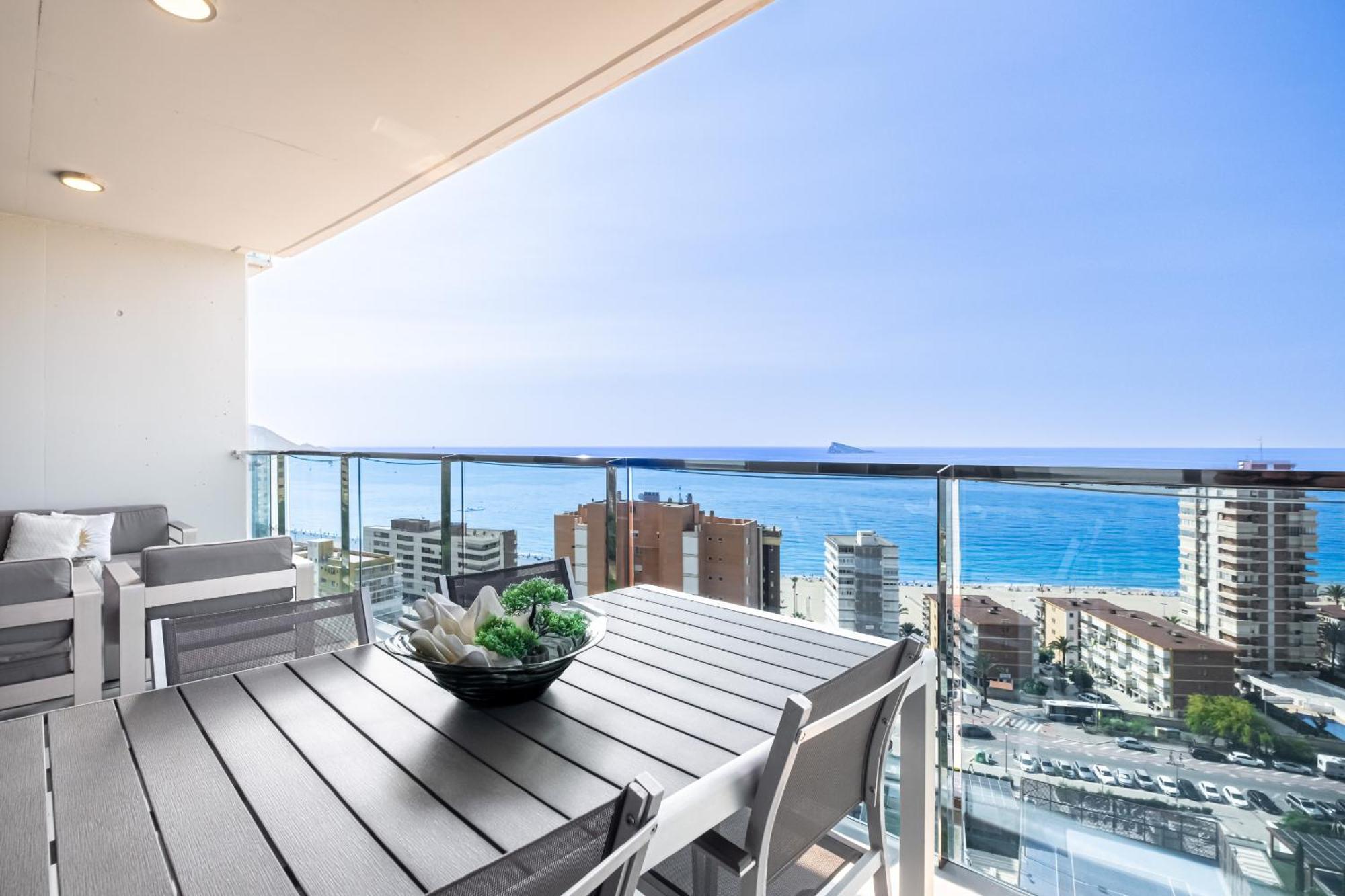 Sunset Drive 9-18 Poniente Apartment